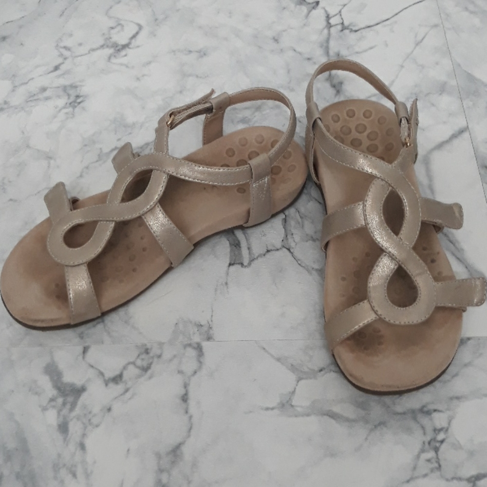 Vionic shimmery champagne built in arch support
